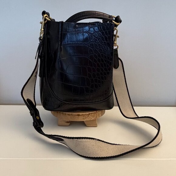 Zara Bucket Bag - Picture 2 of 13